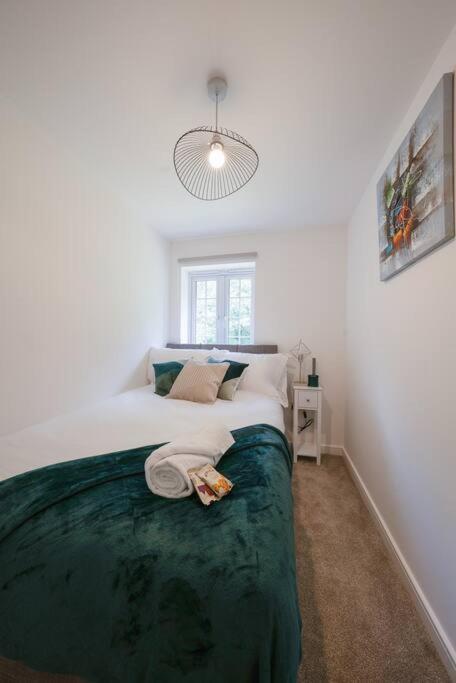 Stylish 2-Bed Home - For Company Contractor And Leisure Stays - Nec, Airport, Hs2, Contractors, Resort World Birmingham Exterior photo